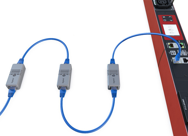 Three T1H1 temperature and humidity sensors connected in a chain of RJ25 cables to a raritan PX4 rack pdu