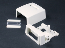 Uniduct 2700-2800 Series One-Insert Multimedia Box Fitting