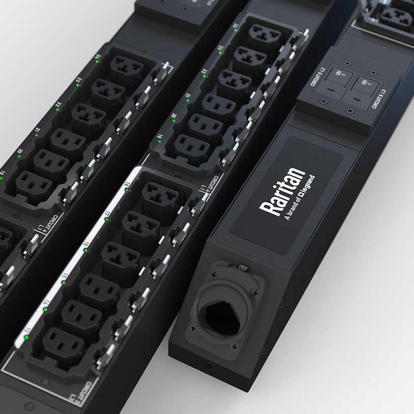 Black Raritan PX4 rack PDU